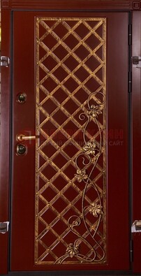 Бордовая металлическая дверь с ковкой ДК-10 для квартиры в Новосибирске