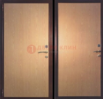 Коричневая металлическая дверь с ламинатом ДЛ-17 в Новосибирске
