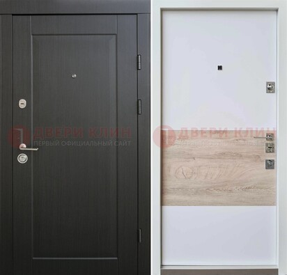 Черная металлическая дверь с белой МДФ внутри ДМ-230 в Новосибирске