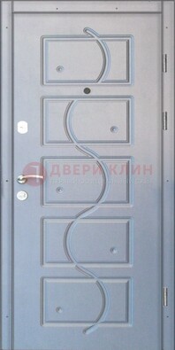 Белая входная дверь с МДФ ДМ-66 в Новосибирске