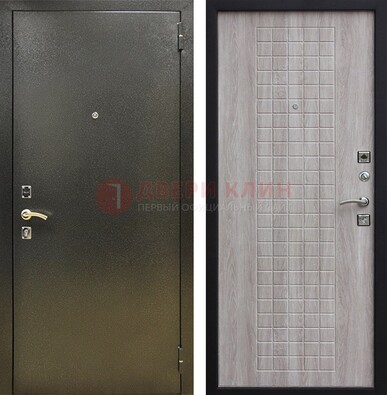 Железная темная дверь с порошковым покрытием и филенчатой МДФ ДП-297 в Новосибирске