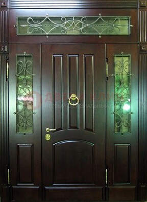 Стальная парадная дверь со стеклом и ковкой ДПР-18 для деревянного дома в Новосибирске