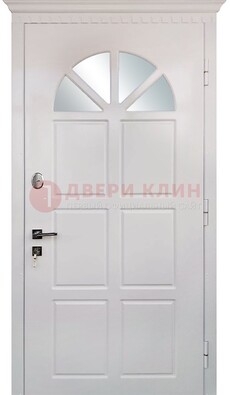 Светлая железная дверь со стеклом ДС-29 в Новосибирске