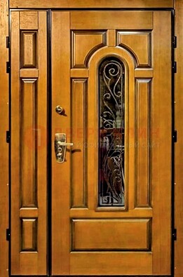 Распашная металлическая дверь со стеклом и ковкой для дома ДСК-152 в Новосибирске
