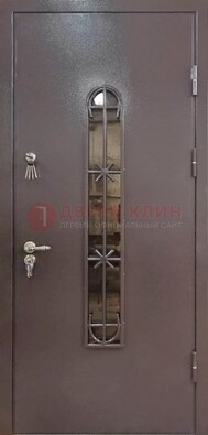 Металлическая дверь Порошок с небольшим стеклом и ковкой ДСК-282 в Новосибирске
