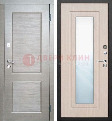 Светлая металлическая филенчатая дверь и МДФ Белый дуб с зеркалом ДЗ-104 в Новосибирске
