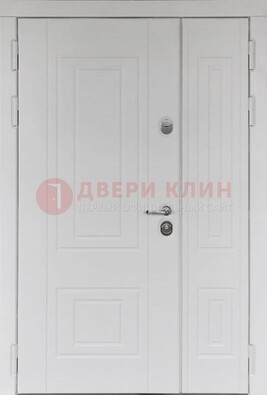 Классическая полуторная входная дверь для дома ПЛ-3 в Новосибирске